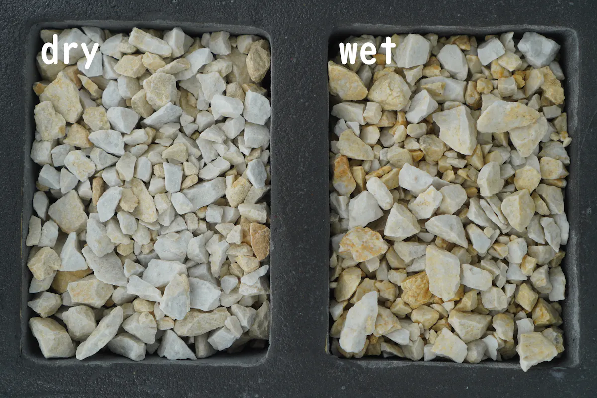 アートグラベル サンドイエロー 淡黄色で515㎜のサイズ